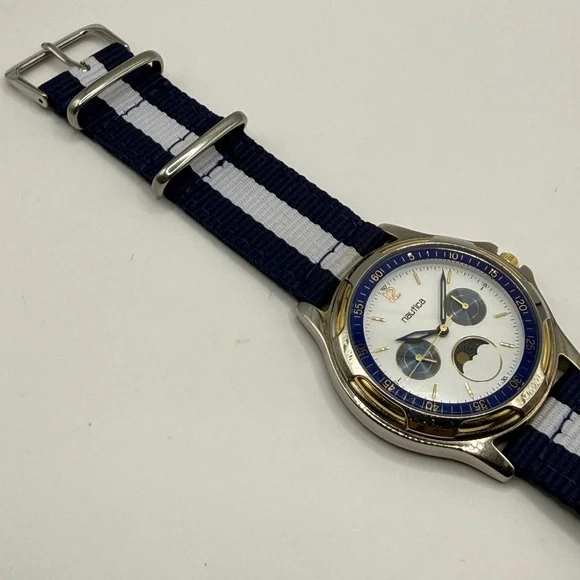 Nautica Vintage Moon Phase Watch 39mm Unisex Blue White Nylon Band (New Battery) - Picture 5 of 13